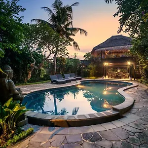  Villa Sujati