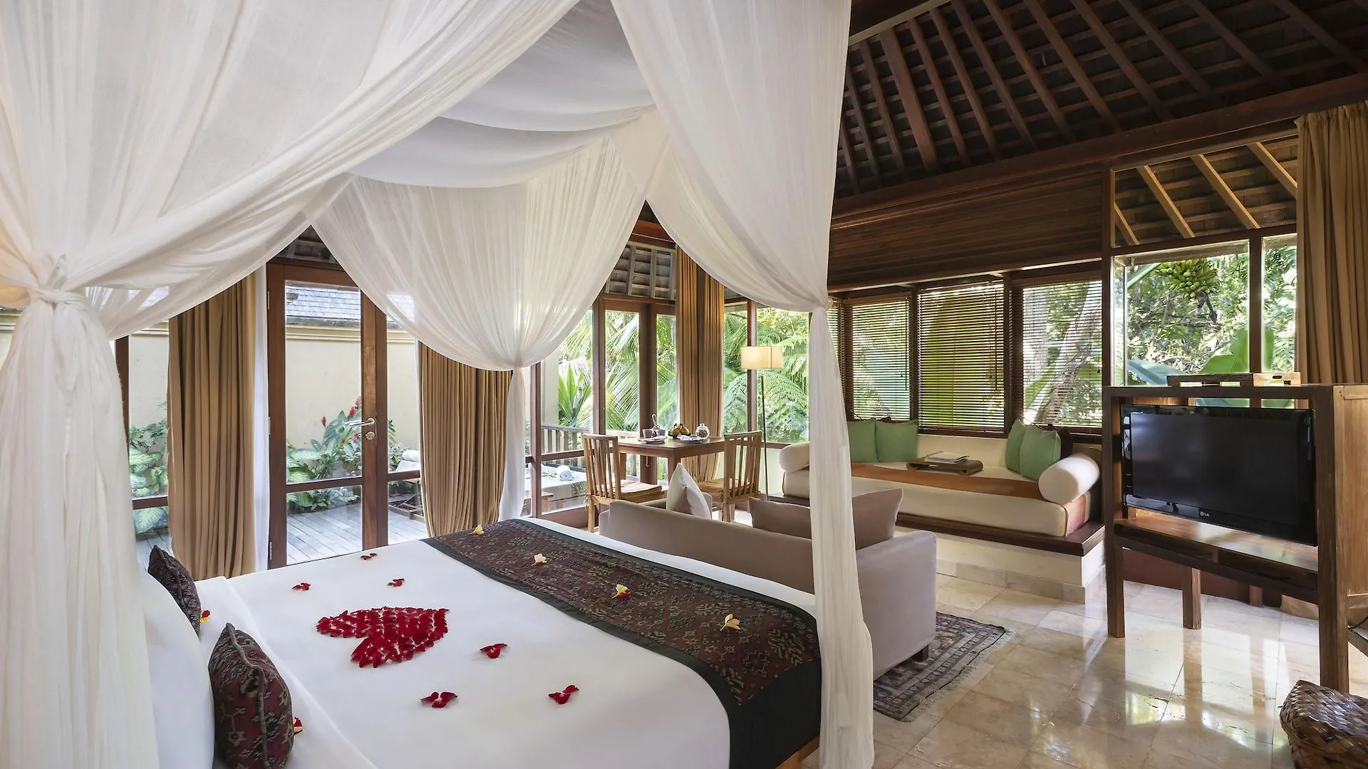 ***** Resort Komaneka At Tanggayuda Ubud Indonesia